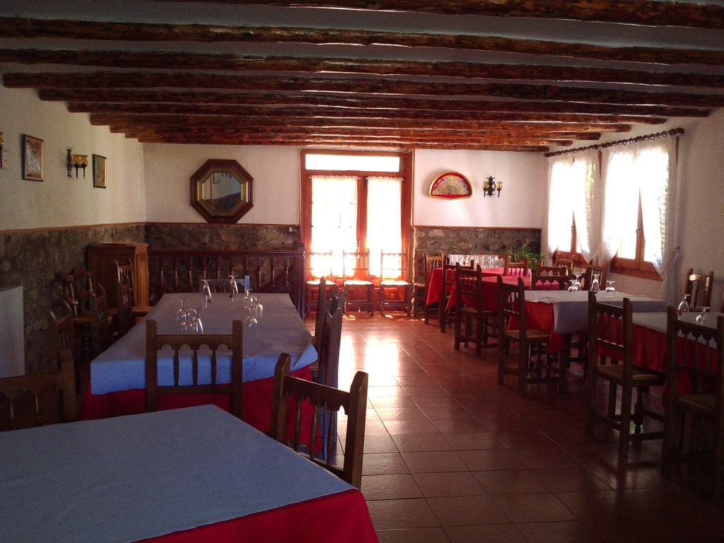 Pension Pallaruelo Saravillo ภายนอก รูปภาพ