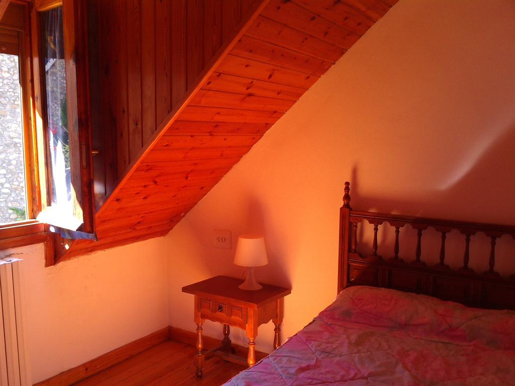 Pension Pallaruelo Saravillo ห้อง รูปภาพ